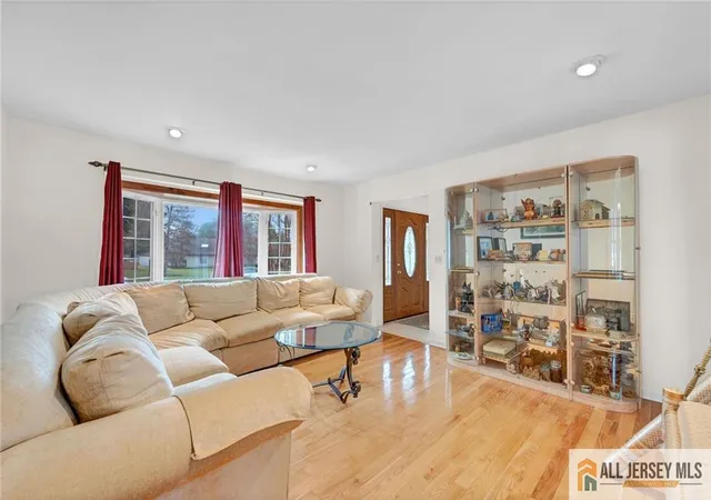 5th image of 25 Stanley Ave, Dayton, NJ 08810 | MLS# 2661579M