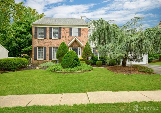 Photo 1 of Single family home for sale at 16 Adams Rd, Kendall Park, NJ 08824 | MLS# 2604006R | Listing updated on 2025-11-18