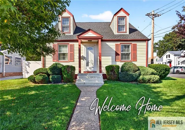 1st image of 324 Green St, Woodbridge, NJ 07095 | MLS# 2770238M