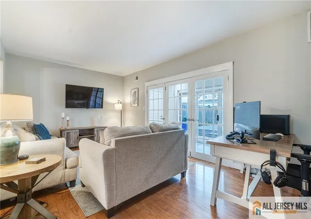 3rd image of 70 Percival Ct, Old Bridge, NJ 08857 | MLS# 2661097M
