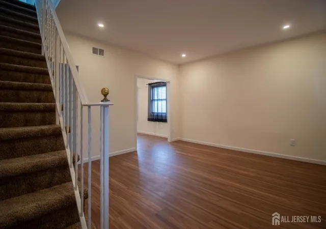 3rd image of 10 Lincoln St, South River, NJ 08882 | MLS# 2702091R
