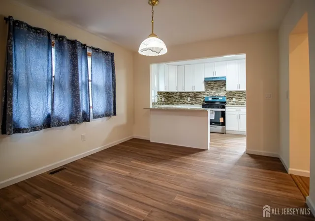5th image of 10 Lincoln St, South River, NJ 08882 | MLS# 2702091R