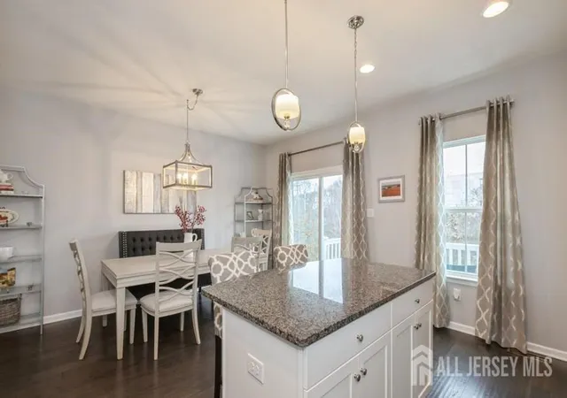 3rd image of 807 Bayside Ct, South Amboy, NJ 08879 | MLS# 2703436R