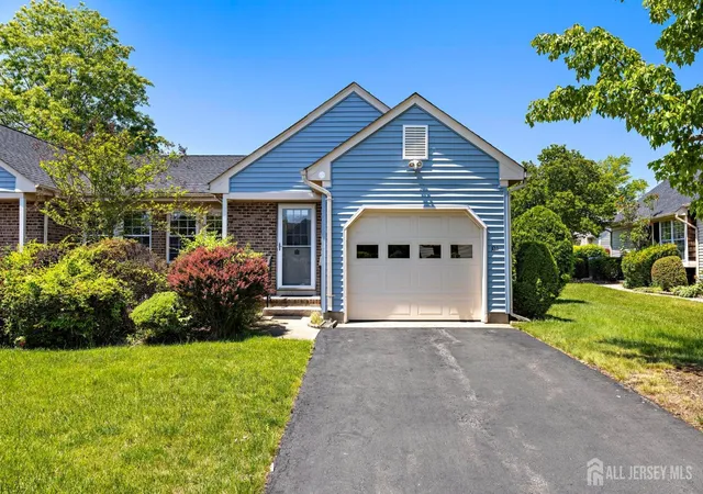 1st image of 10 Alexander Hamilton Ct #A, Monroe, NJ 08831 | MLS# 2616204R