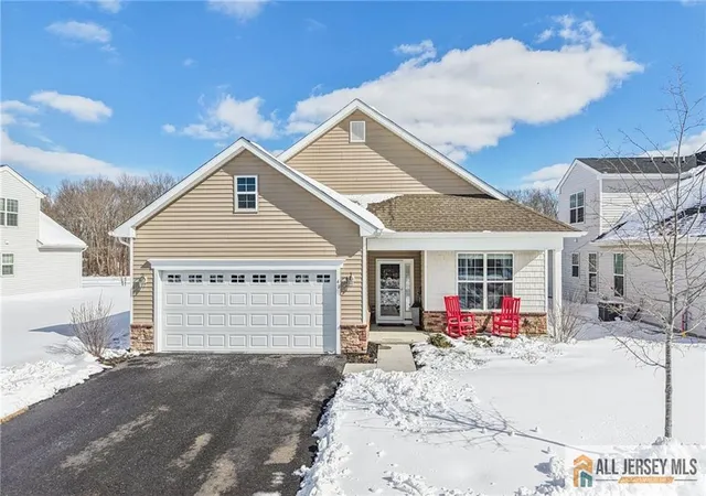 Single Family Residence at 40 Tower Blvd, Columbus, NJ 08022 | MLS# 2661349M | | Sold on 2026-04-29