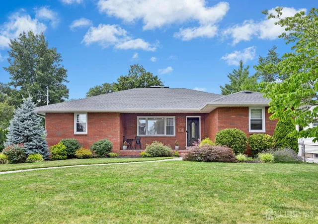 1st image of 125 W Minna Ave, Avenel, NJ 07001 | MLS# 2700908R