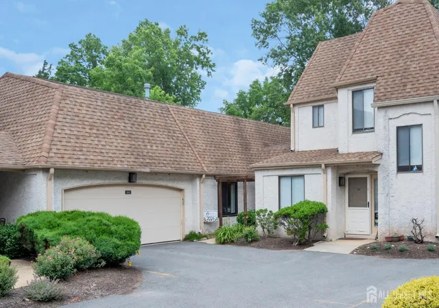 Homes for sale in Edison, NJ | 44 Park Gate Dr Dr #44, Edison, NJ 08820 | MLS# 2618357R