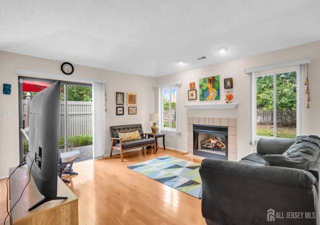 Homes for sale in Edison, NJ | 44 Park Gate Dr Dr #44, Edison, NJ 08820 | MLS# 2618357R