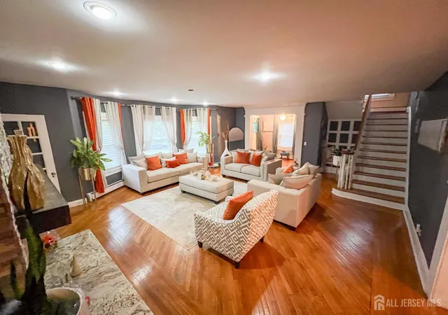 Photo 4 of Single family home for sale at 925 Hillside Ave #27, Plainfield, NJ 07060 | MLS# 2703089R | Listing updated on 2026-09-08