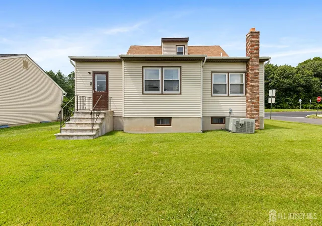 36th image of 1497 Burnett Ave, Union, NJ 07083 | MLS# 2702150R