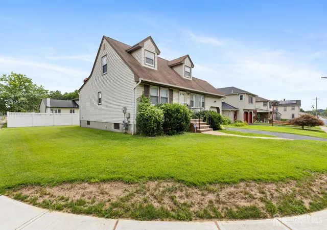 3rd image of 1497 Burnett Ave, Union, NJ 07083 | MLS# 2702150R