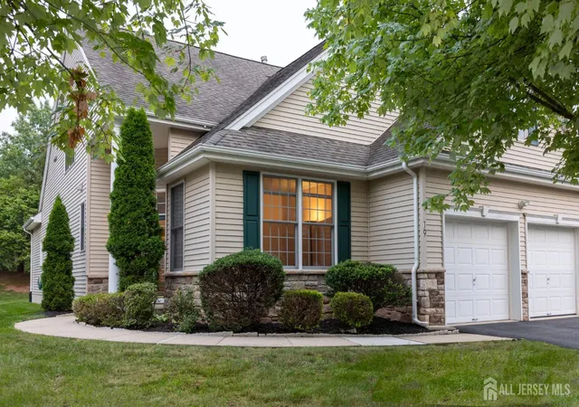 Photo 3 of Single family home for sale at 19 Bayard Rd, Somerset, NJ 08873 | MLS# 2702412R | Listing updated on 2026-09-25