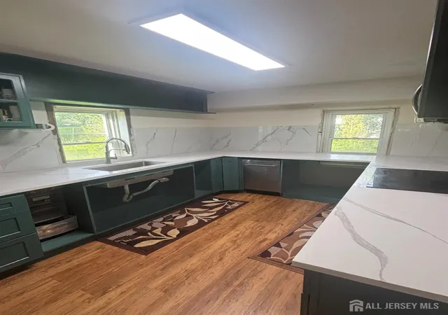Photo 4 of House for sale at 63 Poplar Dr, Stirling, NJ 07980 | MLS# 2617758R | Listing updated on 2026-09-14