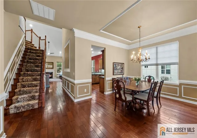 Photo 3 of Single family home for sale at 6 Edgemere Dr, Kendall Park, NJ 08824 | MLS# 2661091M | Listing updated on 2026-01-22