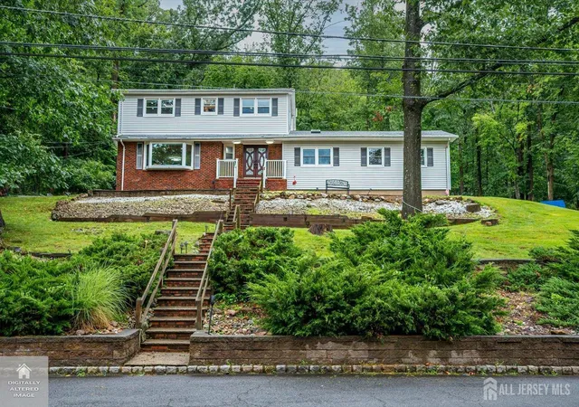 1st image of 40 Longview Dr, Green Brook, NJ 08812 | MLS# 2701890R