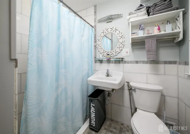 Photo 3 of Single family home for sale at 26 Desser Pl, Metuchen, NJ 08840 | MLS# 2701570R | Listing updated on 2026-09-29