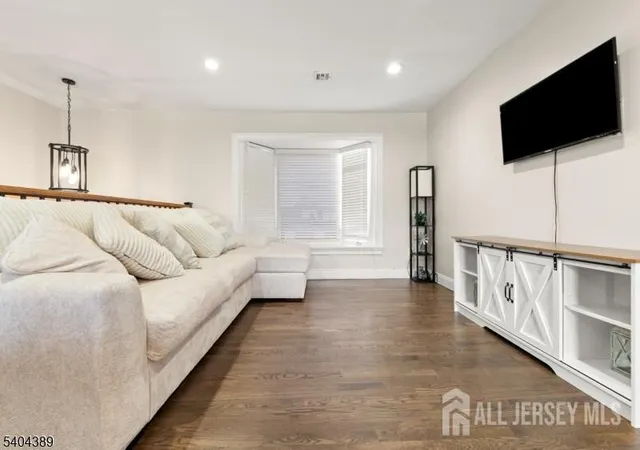 Photo 1 of Single family home for sale at 5 Jessie St, Carteret, NJ 07008 | MLS# 2609375R | Listing updated on 2026-05-28