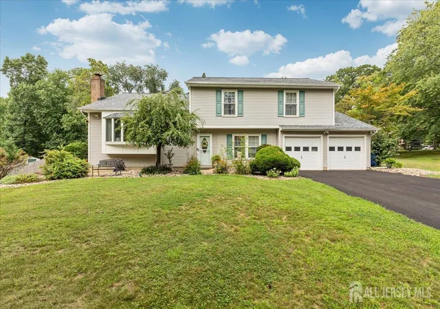 2nd image of 102 Fawn Dr, Old Bridge, NJ 07747 | MLS# 2703200R