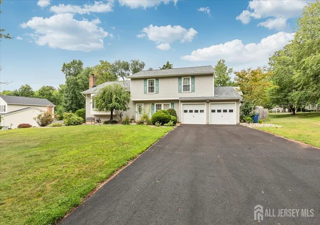 Photo 3 of Single family home for sale at 102 Fawn Dr, Old Bridge, NJ 07747 | MLS# 2703200R | Listing updated on 2026-08-22
