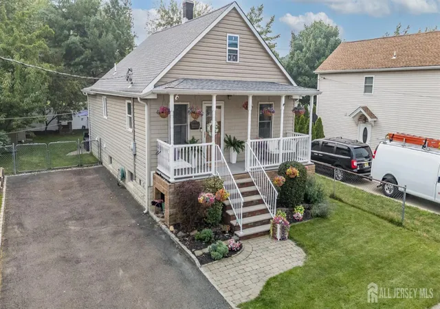 39th image of 32 Loring Ave, Edison, NJ 08817 | MLS# 2701145R