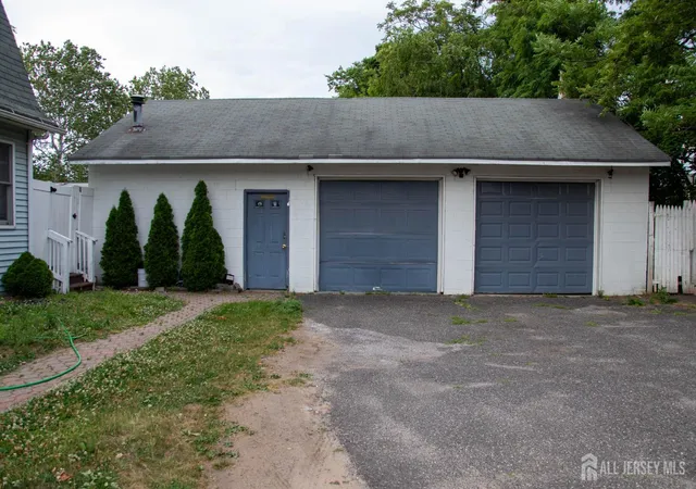 12th image of 177 Buckelew Ave, Jamesburg, NJ 08831 | MLS# 2701172R