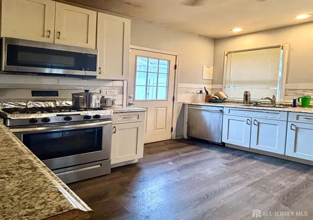 4th image of 177 Buckelew Ave, Jamesburg, NJ 08831 | MLS# 2701172R