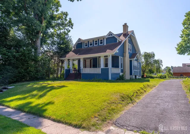 Homes for sale in Dunellen, NJ | 341 Mountainview Ter, Dunellen, NJ 08812 | MLS# 2700343R
