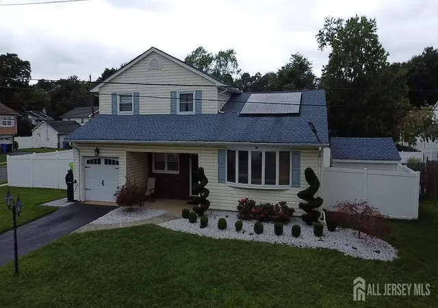 31st image of 2 Elaine Ct, Old Bridge, NJ 08857 | MLS# 2701821R