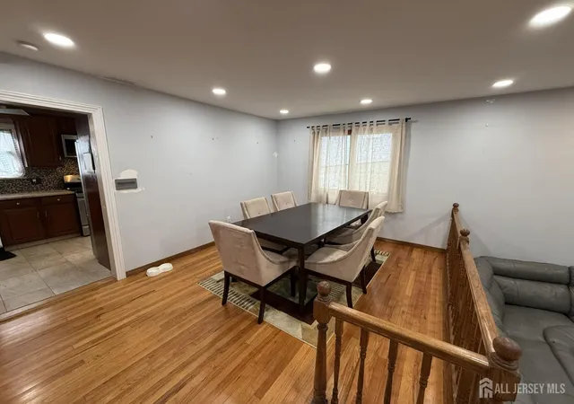 4th image of 2 Elaine Ct, Old Bridge, NJ 08857 | MLS# 2701821R