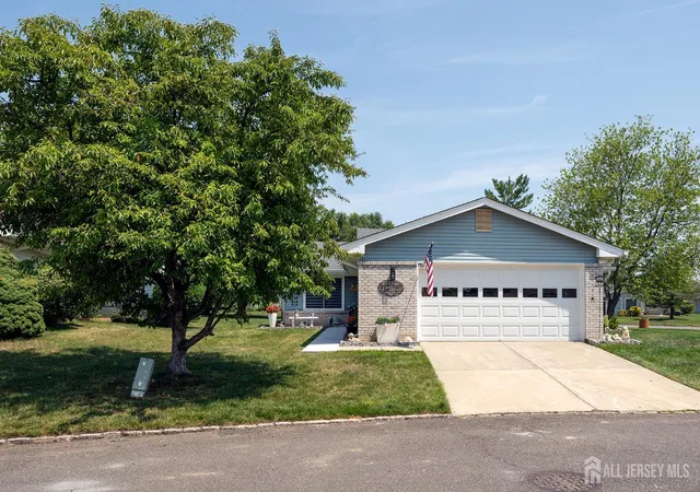 4th image of 754-A Dilatus Plz, Monroe Township, NJ 08831 | MLS# 2701523R