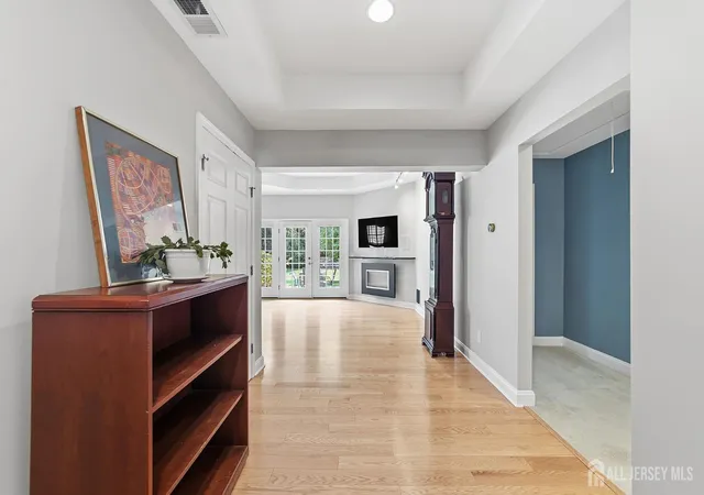Listing Photo 4 - Condo for sale in building located at 47 Hedge Row Rd, Princeton, NJ 08540