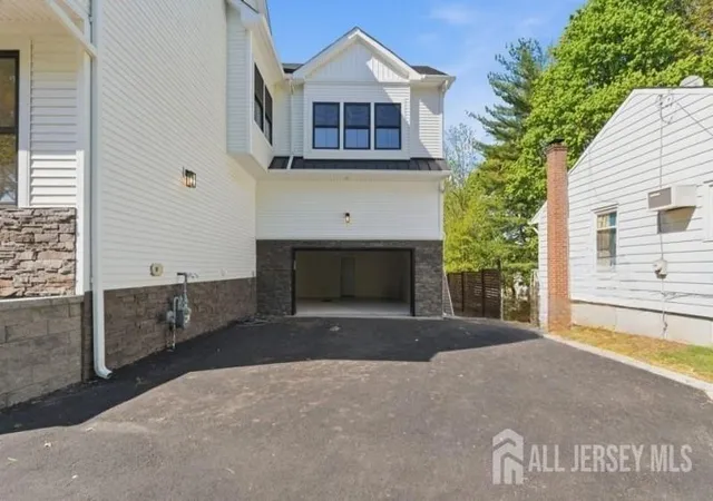 Photo 2 of Single family home for sale at 61 Hickory St, Metuchen, NJ 08840 | MLS# 2701228R | Listing updated on 2026-09-22