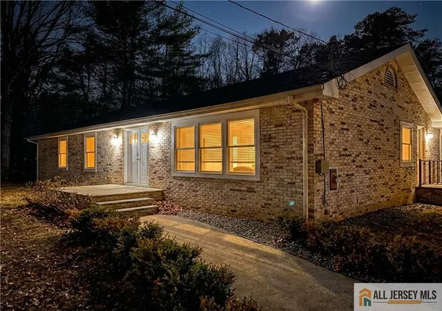 Photo 2 of Single family home for sale at 176 Old Frg Rd, Monroe Township, NJ 08831 | MLS# 2661188M | Listing updated on 2026-05-22