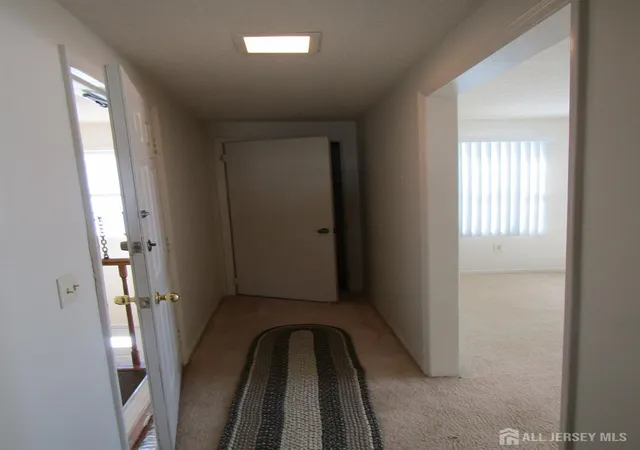 5th image of 538 Sutton Wy, Monroe Township, NJ 08831