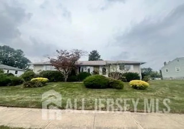 Photo 3 of Single family home for sale at 111 N Edward St, Sayreville, NJ 08872 | MLS# 2604938R | Listing updated on 2025-11-06