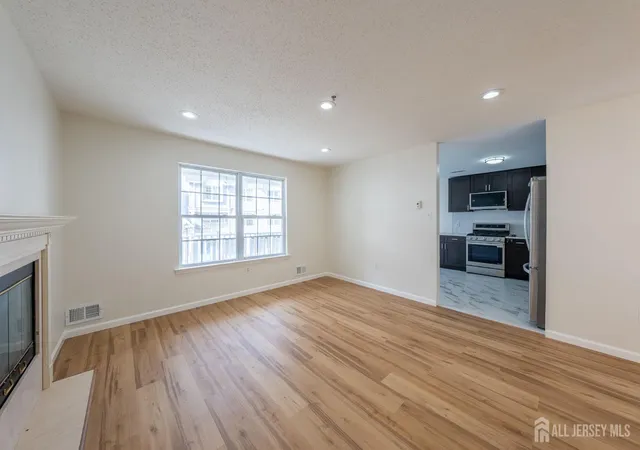 5th image of 122 Prestwick Wy, Edison, NJ 08820 | MLS# 2702058R