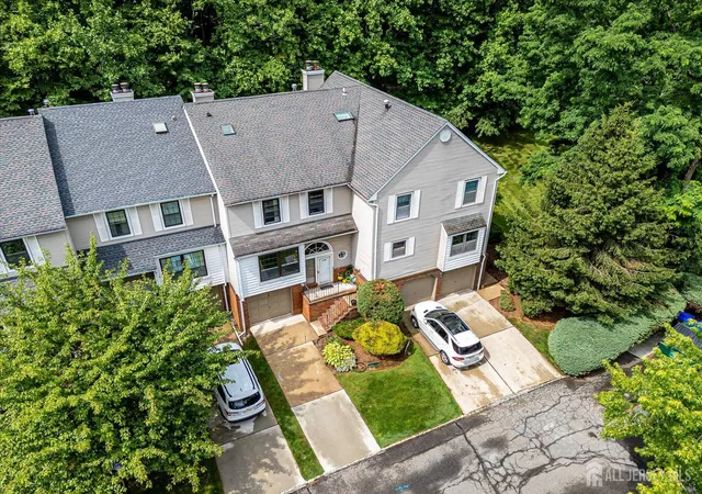 Homes for sale in Edison, NJ | 4506 Stonehedge Rd, Edison, NJ 08820 | MLS# 2618371R