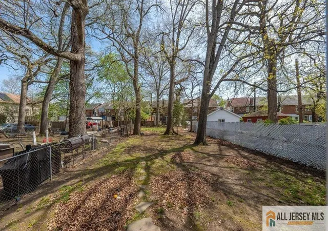 16th image of 28 Oak Ln, Trenton, NJ 08618 | MLS# 2662416M