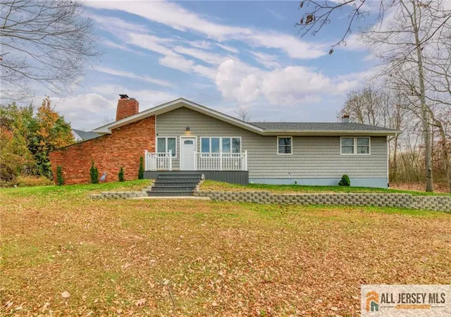 Photo 1 of Single family home for sale at 131 Pergola Ave, Monroe Township, NJ 08831 | MLS# 2660853M | Listing updated on 2026-01-28