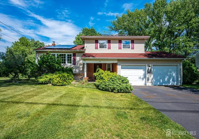 1st image of 10 Falcon Dr, Edison, NJ 08820 | MLS# 2615982R
