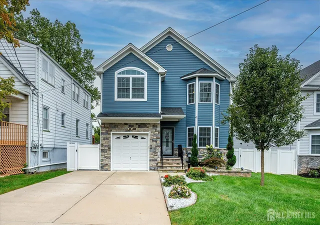 Single family home for sale at 37 Wildwood Ave, Fords, NJ 08863 | MLS# 2704643R