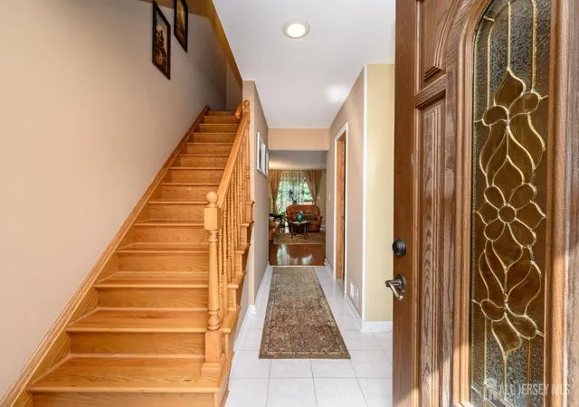Photo 3 of Townhouse for sale at 614 Maple Hl Dr, Woodbridge, NJ 07095 | MLS# 2703026R | Listing updated on 2026-09-25