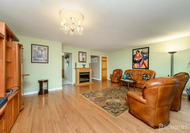 Photo 3 of Townhouse for sale at 614 Maple Hl Dr, Woodbridge, NJ 07095 | MLS# 2703026R | Listing updated on 2026-09-25
