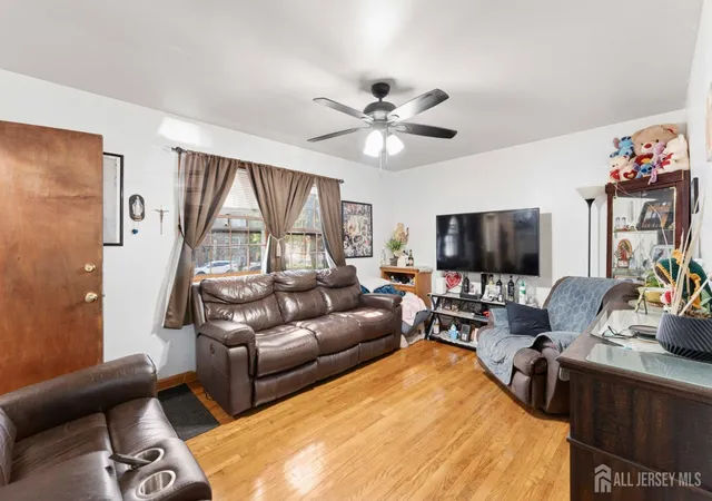 Listing Photo 4 - Condo for sale in building located at 2072 Elizabeth Ave, Rahway, NJ 07065