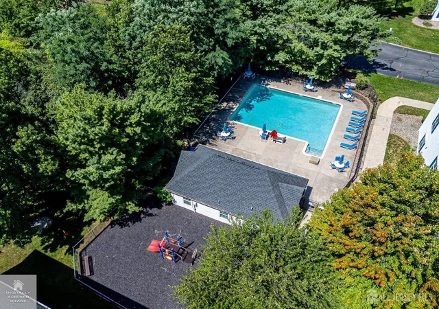 35th image of 1413 Waterford Dr, Edison, NJ 08817 | MLS# 2702044R