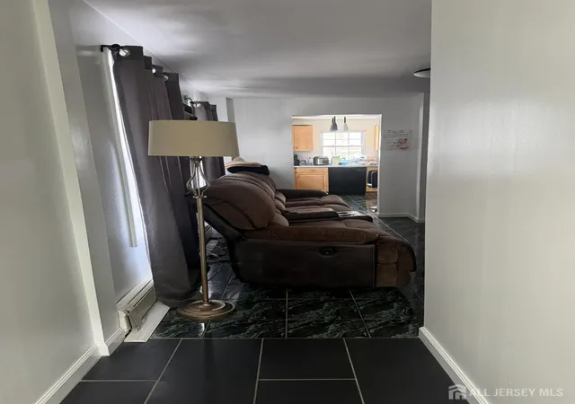 4th image of 20 Lincoln Ave, Carteret, NJ 07008 | MLS# 2703515R
