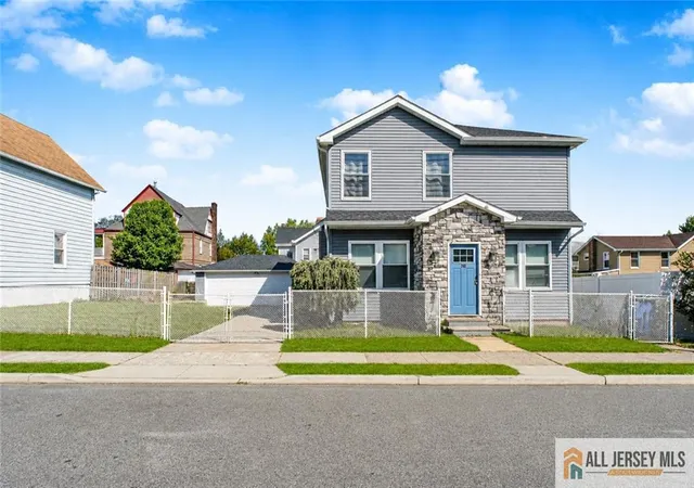 Homes for sale in South Amboy, NJ | 208 Catherine St, South Amboy, NJ 08879 | MLS# 2661923M