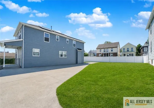 Homes for sale in South Amboy, NJ | 208 Catherine St, South Amboy, NJ 08879 | MLS# 2661923M