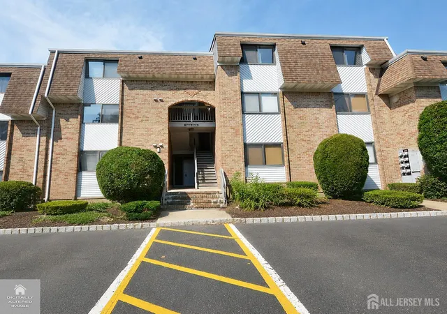 2nd image of 1508 Edison Glen Ter, Edison, NJ 08837 | MLS# 2700740R