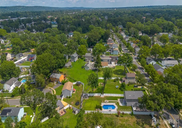 36th image of 1718 W 4th St, Piscataway, NJ 08854 | MLS# 2702397R